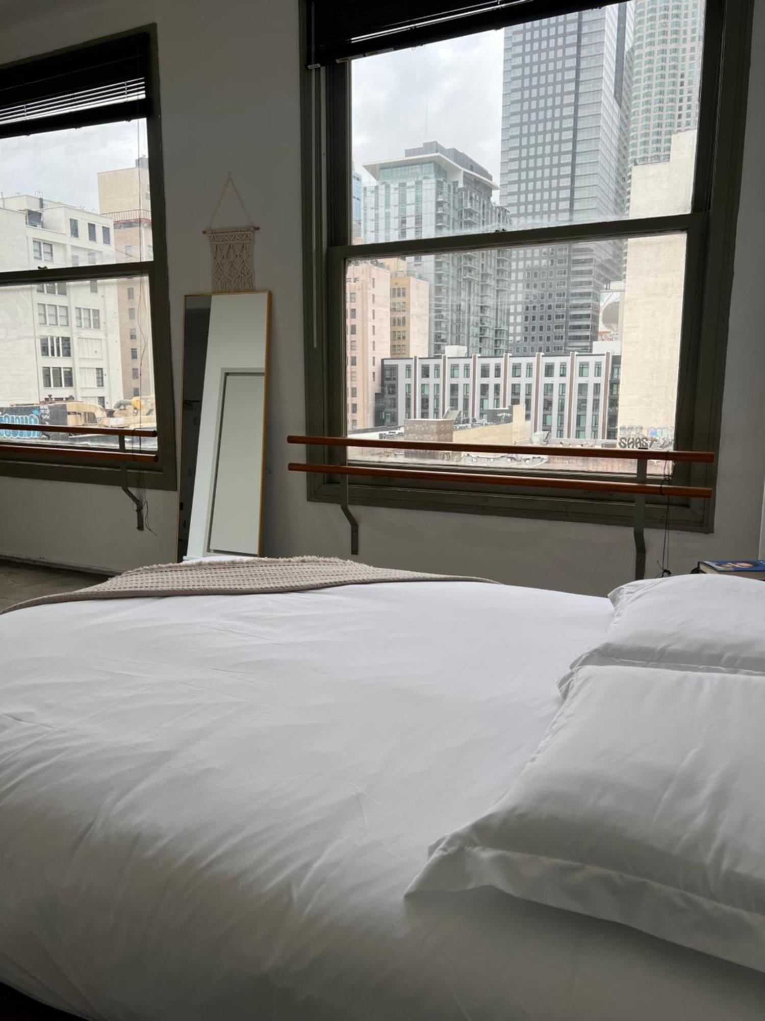 Апартаменты Historic Downtown La Loft - Urban Charm Лос-Анджелес Экстерьер фото